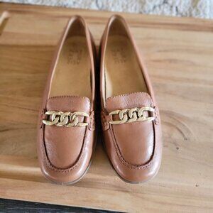 Naturalizer Brown Leather Loafer Women Moccasin Comfort Flat Gold Hardware 7M